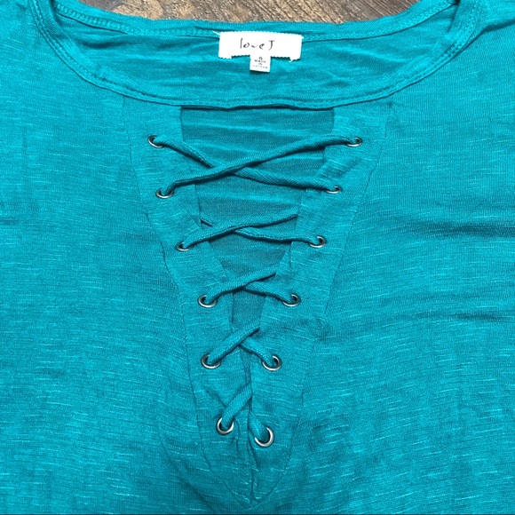 Love J Heathered Lace Up Neck Crop Top - Picture 3 of 6